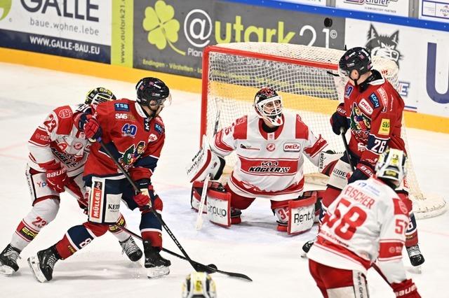 Der EHC Freiburg feiert in der DEL2 seinen dritten Erfolg in Folge - 3:2 gegen Bad Nauheim