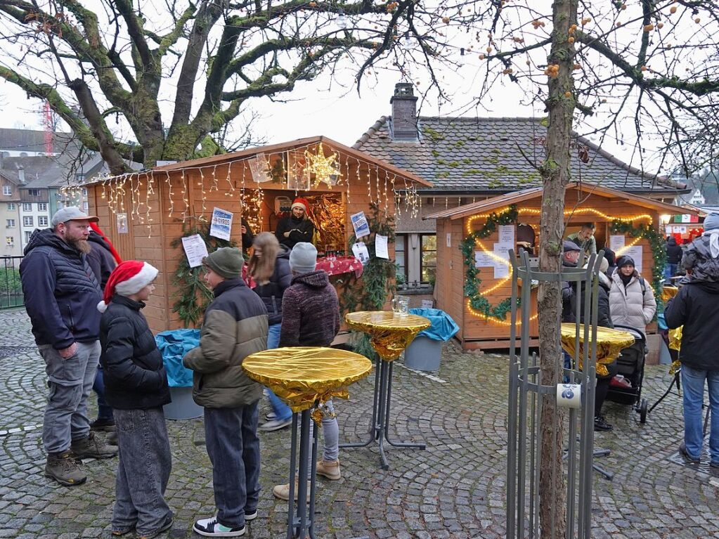 Trotz Regenwetters war die Stimmung bei der Laufenburger Altstadtweihnacht gut.