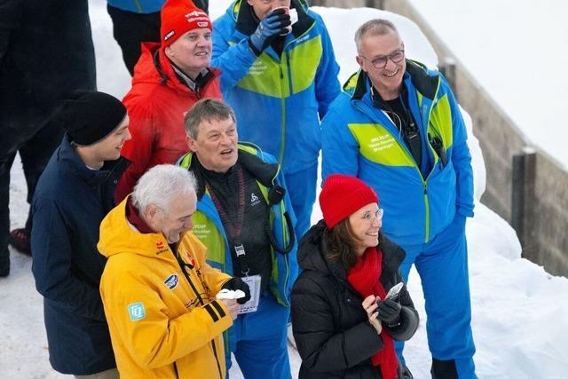 Titisee-Neustadt freut sich ber ein nahezu perfektes Skisprung-Weltcup-Wochenende