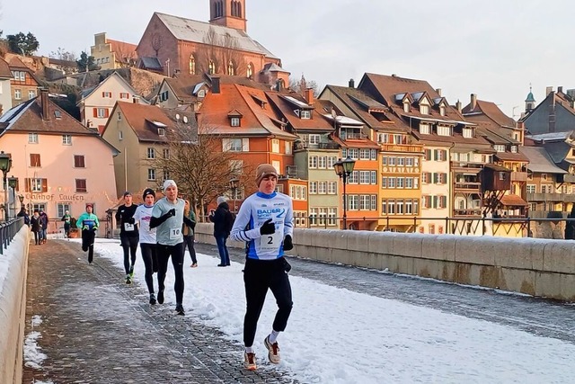 Der Stadtlauf fhrt auch ber die Brcke in die Schweiz.  | Foto: Reinhard Herbrig