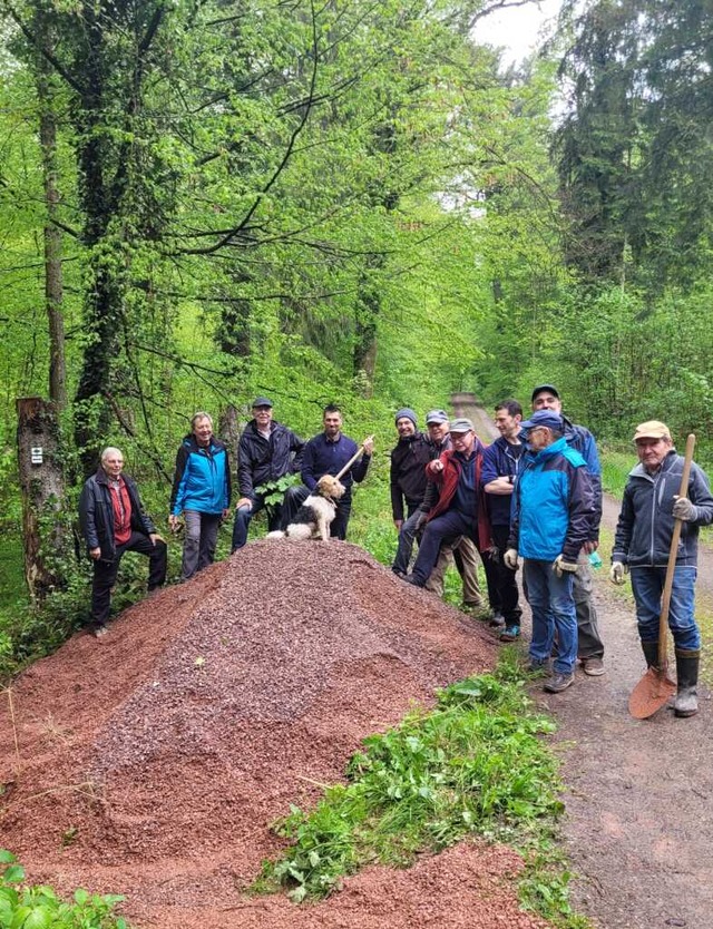 Auch die Instandhaltung des Wanderwegn...en des Schwarzwaldvereins Emmendingen.  | Foto: Schwarzwaldverein Emmendingen