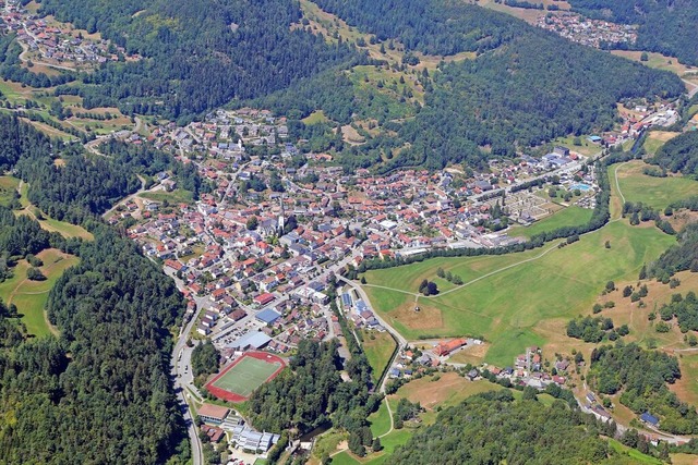 Der Haushalt der Stadt Schnau wird vo...ch fr neue Klassenrume im Gymnasium.  | Foto: Erich Meyer