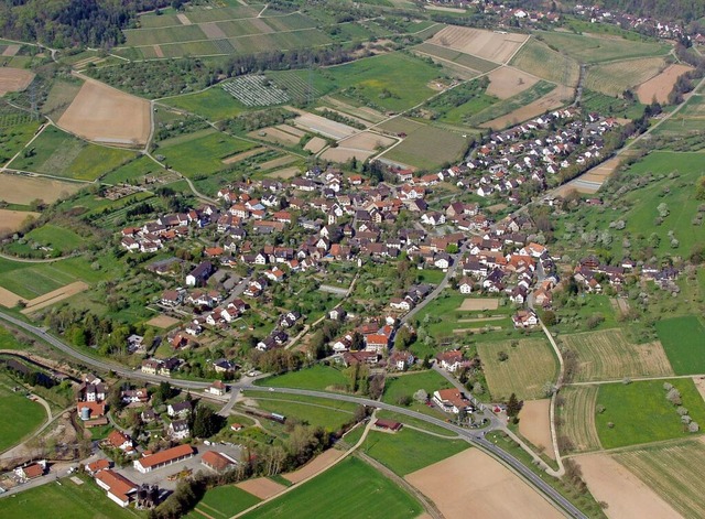 In Wollbach gab es Einwnde gegen das geplante Baugebiet Tieracker.  | Foto: Erich Meyer