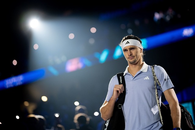 F&uuml;r ihn geht es schon vor den Fei...stralien: Tennisstar Alexander Zverev.  | Foto: Marco Alpozzi/LaPresse via ZUMA Press/dpa