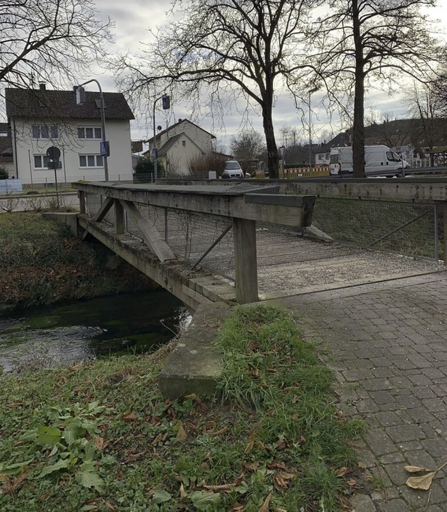 Die Brcke ber den Neugraben in der G...e ist marode und soll ersetzt werden.  | Foto: Mario Schneberg