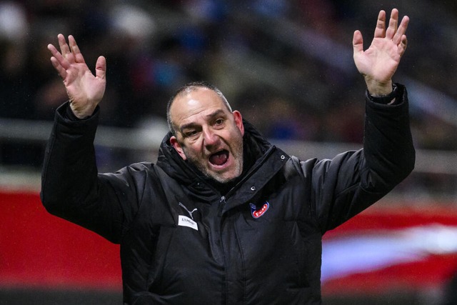 Ist unzufrieden: Heidenheims Trainer Frank Schmidt  | Foto: Tom Weller (dpa)