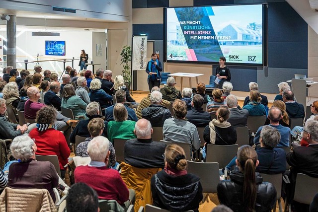 Zahlreiche Gste kamen zur Zukunftswer...A Campus&#8220; in Waldkirch-Buchholz.  | Foto: Florian Hertlein