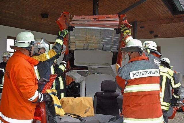 Husern stellt 1,5 Millionen Euro fr Anbau ans Feuerwehrgertehaus bereit