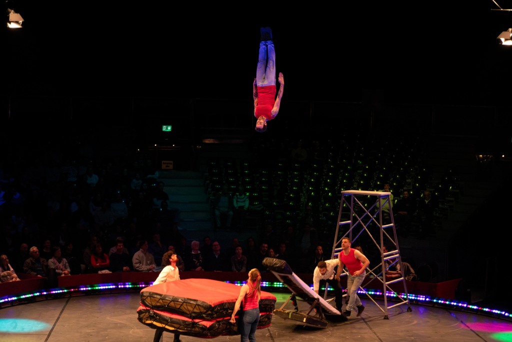 Der Weihnachtszirkus Circolo in Freiburg