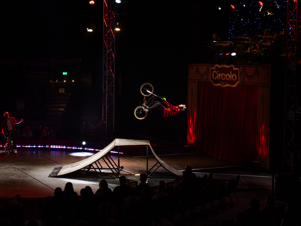 Der Weihnachtszirkus Circolo in Freiburg