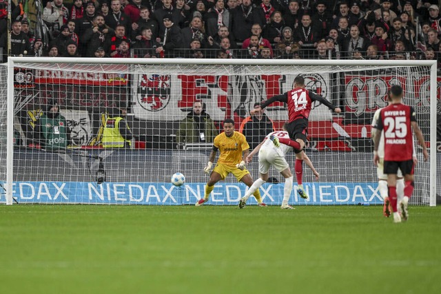 Patrik Schick trifft zum 3:1  | Foto: Sascha Weiz (Imago)