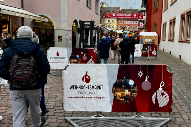 In Freiburg schtzen jetzt Poller die Eingnge zum Weihnachtsmarkt