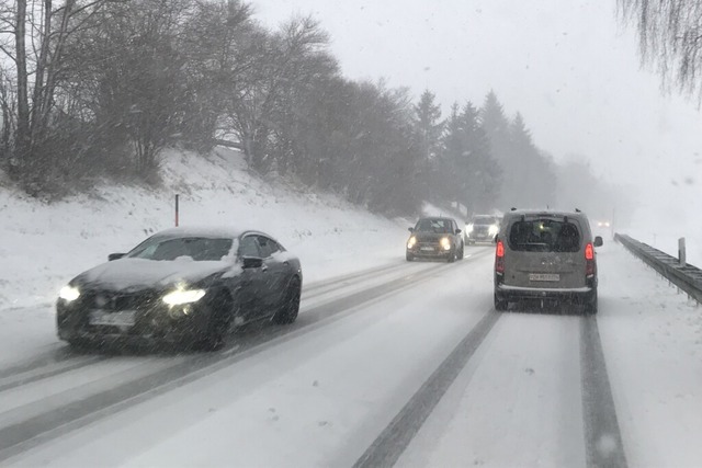 Im Schneckentempo fuhren die Autos am ...gen beziehungsweise Richtung Freiburg.  | Foto: Sophia Ungerland