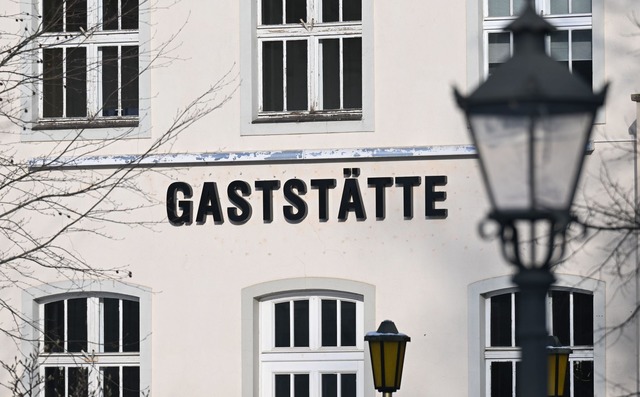 Von Januar bis Oktober sind die Ums&au...onomen im Land gesunken. (Symboldbild)  | Foto: Hendrik Schmidt/dpa