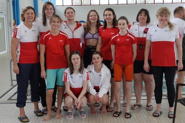 Schwimmerinnen des TSV RW Lrrach schrammen am Aufstieg vorbei