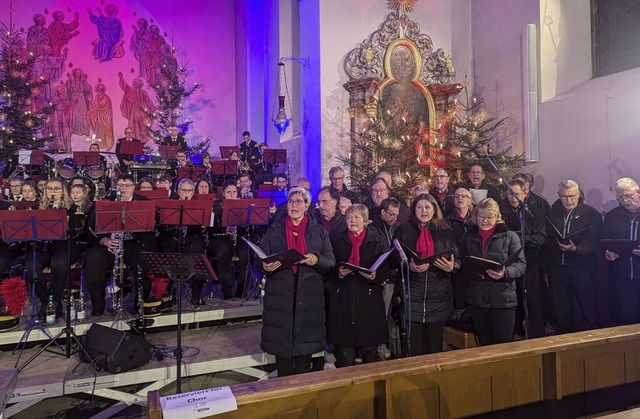 Standing Ovations spendeten die Wieden...der katholischen Kirche.<Fett></Fett>   | Foto: Eva Wollweber