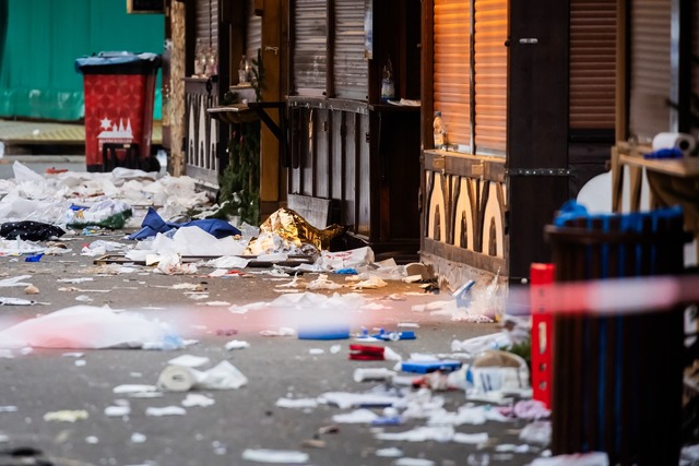 Was wussten die Beh&ouml;rden vor der Tat bereits &uuml;ber den T&auml;ter?  | Foto: Christoph Soeder/dpa