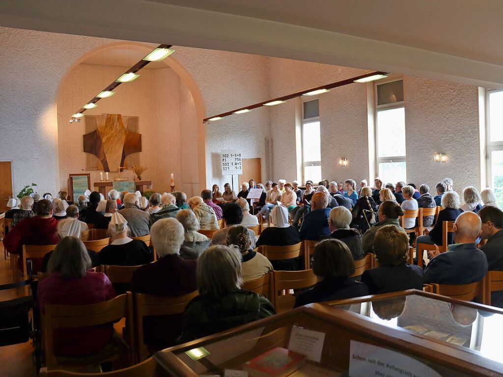 Oktober: Die Jubilumsfeier zum 180-jhrigen Grndungstag des Diakonissenhauses in Nonnenweier wurde am 5. Oktober mit einem Festgottesdienst in der Kapelle des Mutterhauses begangen.