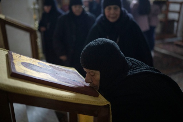 Christen feiern Weihnachten in Syrien.  | Foto: Leo Correa/AP/dpa