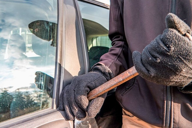 In Badenweiler sind mehrere Autos aufgebrochen worden (Symbolfoto).  | Foto: Animaflora PicsStock (Stock.Adobe)