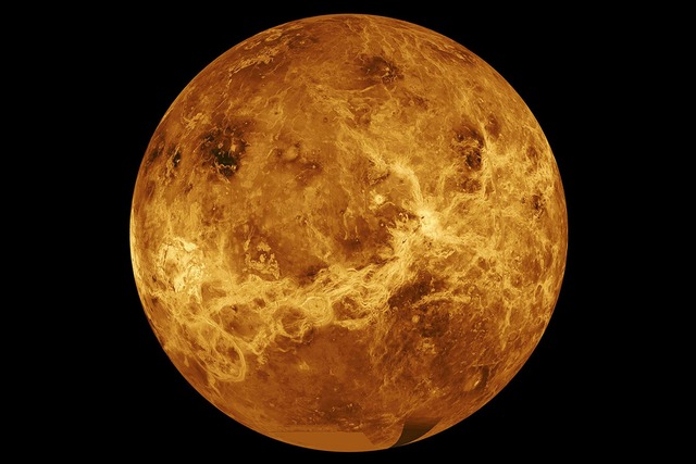 Venus er&ouml;ffnet den Jahresreigen als strahlender Abendstern. (Archivbild)  | Foto: Uncredited/NASA/AP/dpa