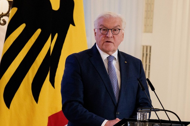 Bundespr&auml;sident Steinmeier gibt s...g des Bundestags bekannt. (Archivbild)  | Foto: Carsten Koall/dpa