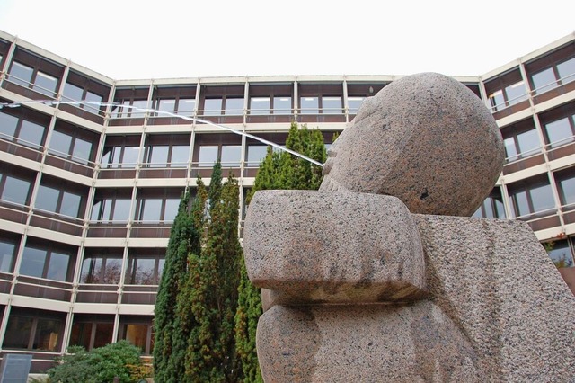 In die anstehenden Haushaltsberatungen...at angestrebten Kreisumlagenerhhung.   | Foto: hr