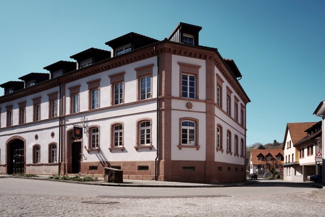 Firmensitz ist ein altes Gasthaus in Teningen-Heimbach.  | Foto: ZVG