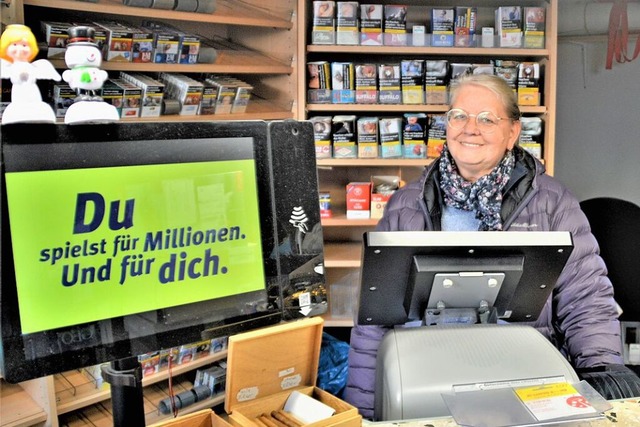 Roswitha Sutter blickt  mit einem wein...em lachenden Auge auf ihren Ruhestand.  | Foto: Edgar Steinfelder