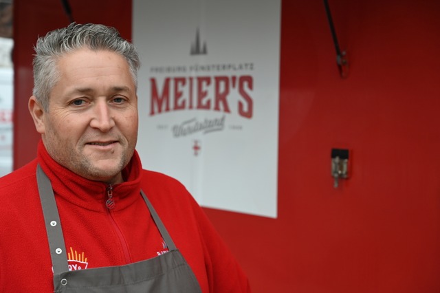 Jan Meier von Meier&#39;s Wurststand a... der Enkel des Mnsterwurst-Erfinders.  | Foto: Thomas Kunz