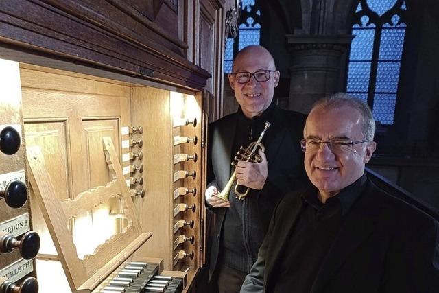 Bernhard Mnchbach und Thomas Strau geben ein weihnachtliches Konzert in der Offenburger Klosterkirche