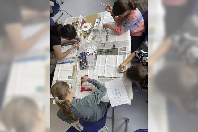 Sckchen mit Spenden fr die Tafel