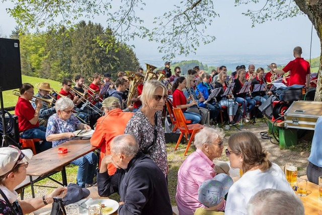 50 Jahre Bollschweil und St. Ulrich al...t einer Wanderung und Festen gefeiert.  | Foto: Hubert Gemmert