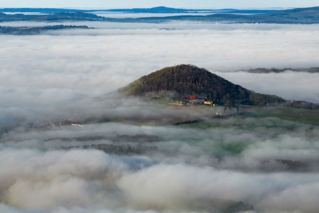 Hoch in den Bergen in Th&uuml;ringen w...hingegen wurden um null Grad gemessen.  | Foto: Christoph Reichwein/dpa