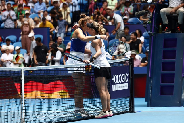 Siegemund gelang ein unerwarteter Erfolg gegen Beatriz Haddad Maia.  | Foto: Trevor Collens/AP/dpa