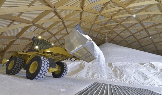 Die Schweizer Rheinsalinen betreiben i...rten in der Schweiz bereits Salzabbau.  | Foto: bz