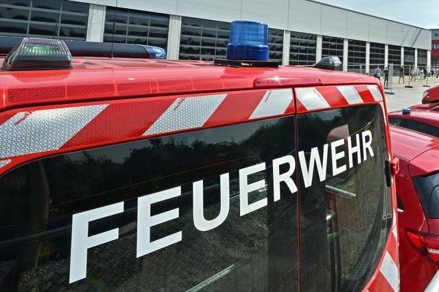 Person verletzt sich bei Schwelbrand in Freiburg-Landwasser leicht