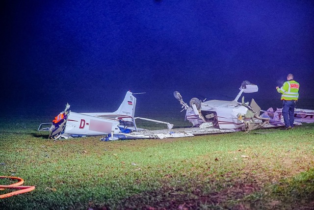 Die Ursache f&uuml;r den Unfall des Flugzeugs ist noch unklar.  | Foto: Kaczor/SDMG/dpa