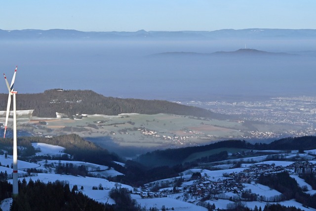 Der Nebel hlt sich auch in der Silvesternacht hartnckig.  | Foto: Michael Bamberger