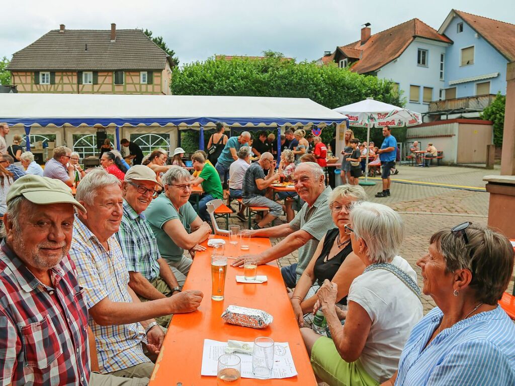 Juli: Gute Stimmung beim Hock im Stdtle