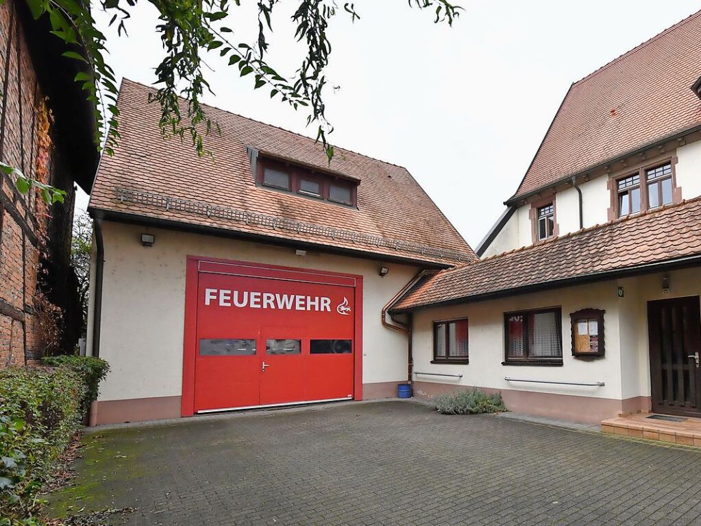 Beim Feuerwehrgertehaus Krzell sieht die Feuerwehr viel Handlungsbedarf. Unter anderem ist die Platzsituation ein Problem.