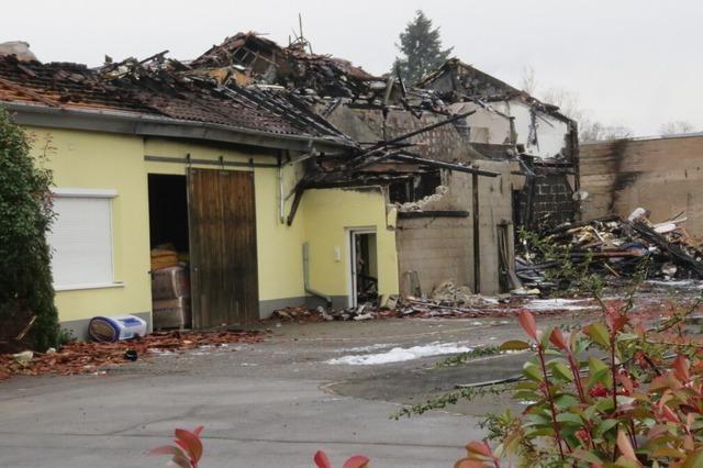 Narrenzunft verliert bei Brand in Lrrach ihre Kulissen