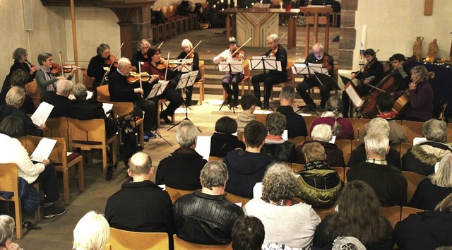 Das Orchester fhrte beim Gesang der L...n Sngern auf diese Weise Sicherheit.   | Foto: Rolf Reimann