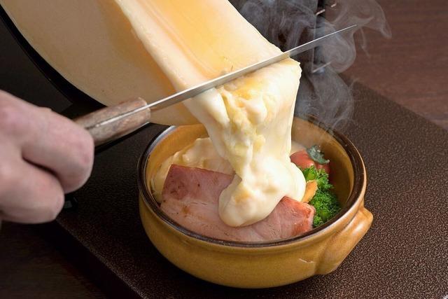 Raclette war einst eine beliebte Bauernmahlzeit – heute ist es das Gericht mit der Gemtlichkeitsgarantie