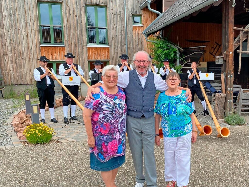 Juli: Die Muettersprochgruppe „Rund um de Kahlenberg“ feiert 40-jhriges Bestehen