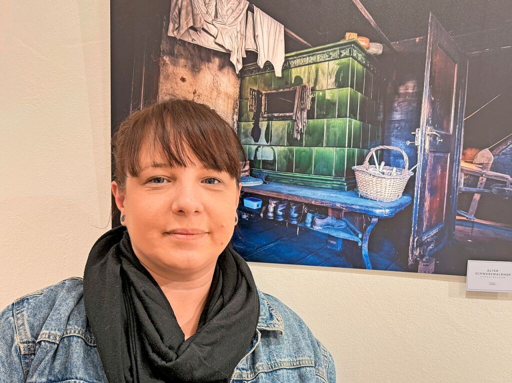 Februar: Jasmin Seidel erffnet im Rathaus eine Ausstellung zu „Lost Places“.