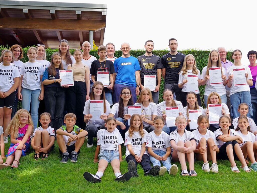 Juli: Die Gemeinde Seelbach ehrt zahlreiche Sportlerinnen und Sportler.