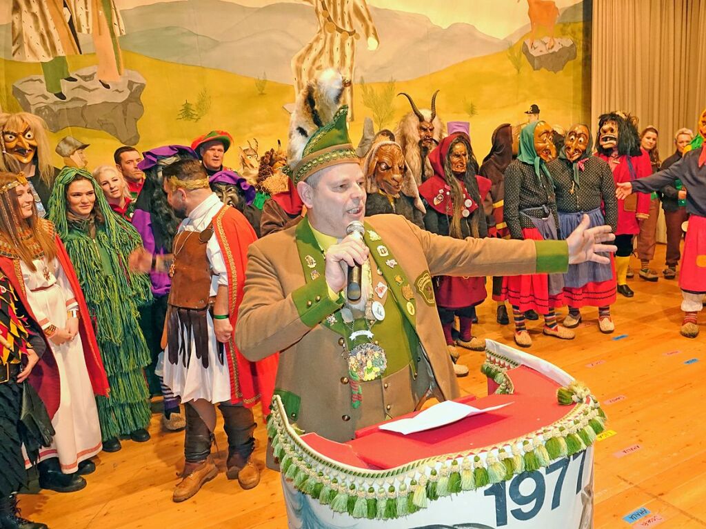 Januar: Gute Stimmung herrscht beim Zunftabend der Geisenmeckerer in Schweighausen...