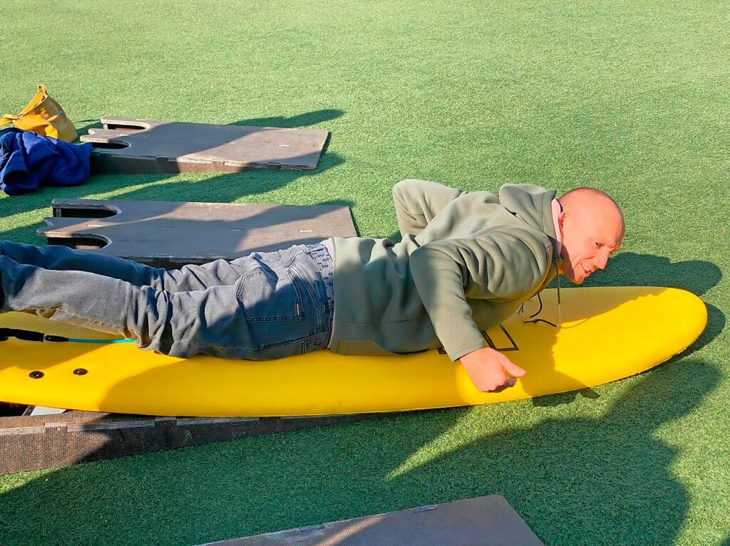 Die Lahrer Surfpark-Debatte schlgt weiter Wellen. Anfang Oktober reist eine Delegation um Initiator Mario Gerlach nach Bristol, um die dortige Anlage zu testen. Die Lahrer Standortsuche ist bis Jahresende nicht abgeschlossen.