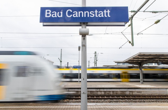 Wegen Bauarbeiten m&uuml;ssen sich Pen...Behinderungen einstellen. (Archivbild)  | Foto: Christoph Schmidt/dpa